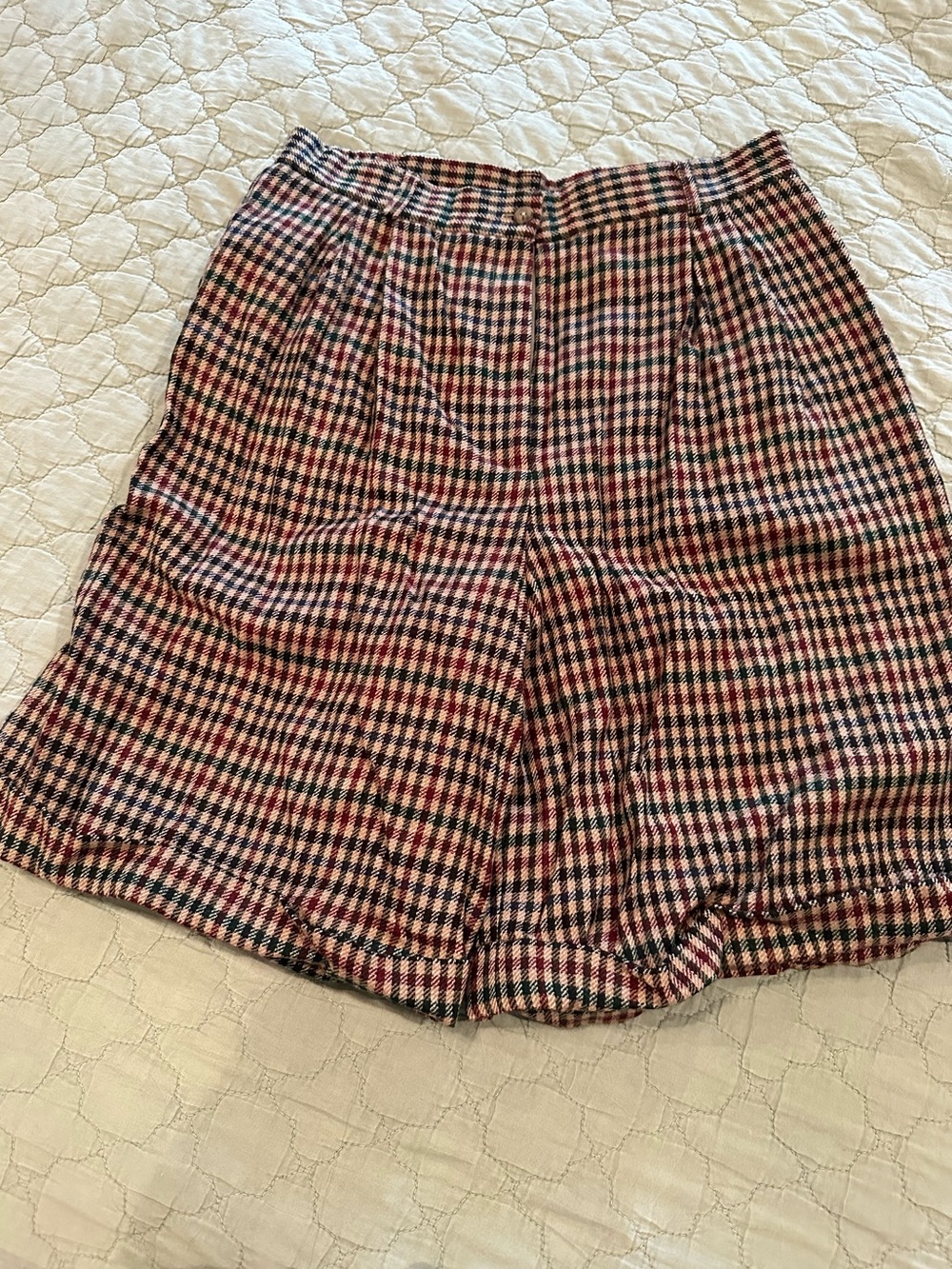 Savannah Vintage Plaid Shorts in Burgundy, Black & Cream